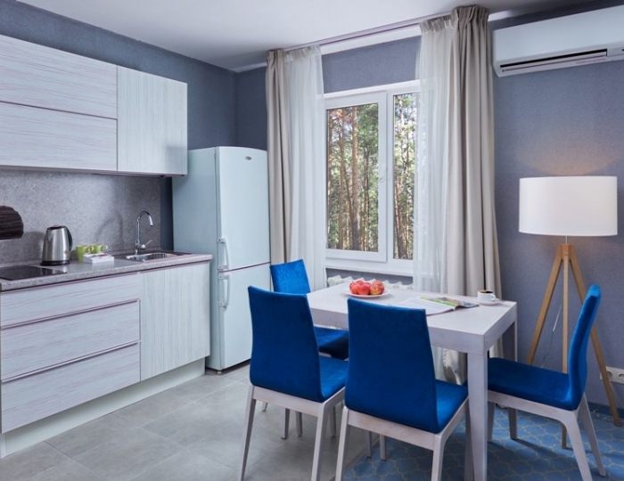 Двухкомнатный люкс с камином - Отель Country Resort / Кантри Резорт