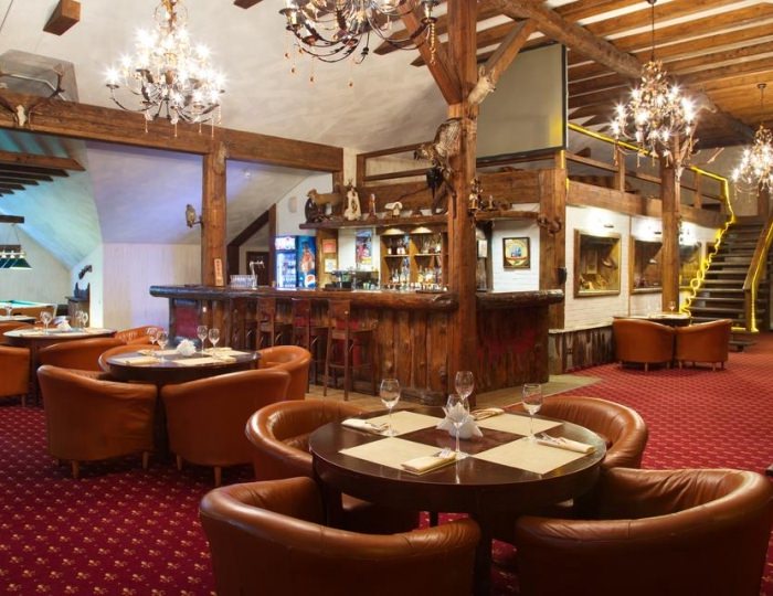 Бар «Long John`s» - Отель Country Resort / Кантри Резорт